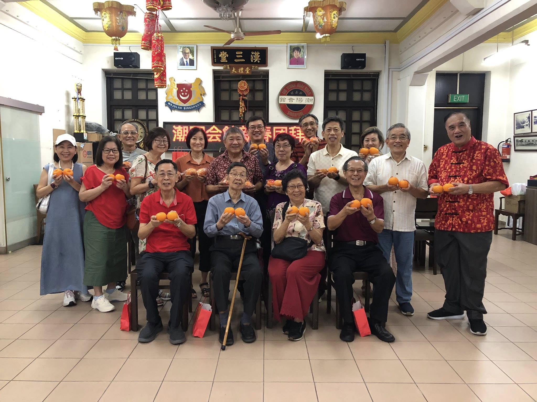 丙午正月齐聚堂 年年这样捞满香